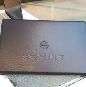 Photo - New Laptop Dell Vostro 3520 8GB Intel Core I5 SSD 1T