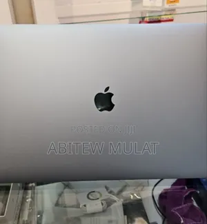 New Laptop Apple MacBook Pro 2017 16GB Intel Core I7 SSD 1T