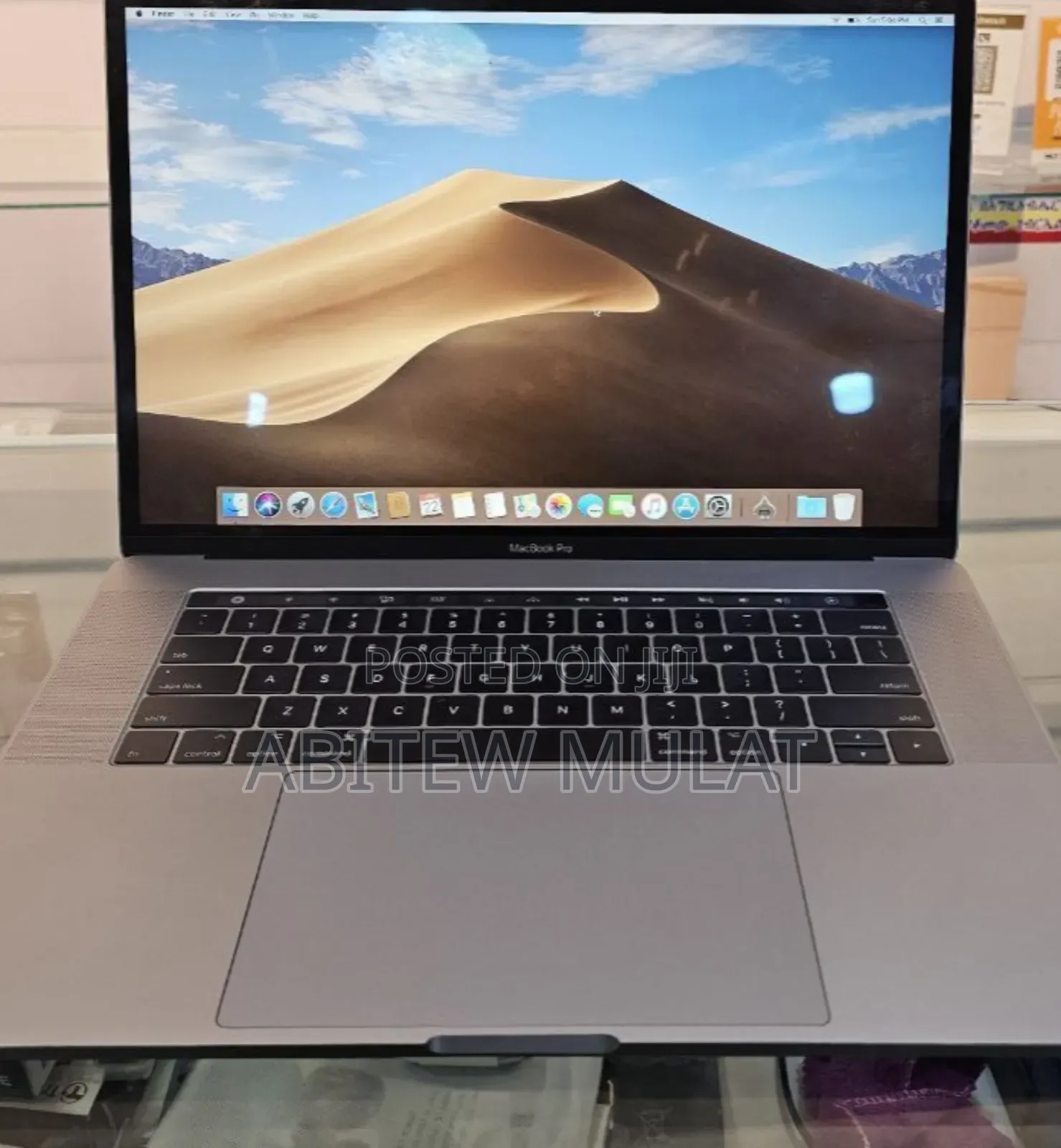 New Laptop Apple MacBook Pro 2017 16GB Intel Core I7 SSD 1T