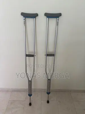 Photo - Axillary Crutches 坑ؤክራንች
Aucaliwi Ergonomic Forearm Crutches