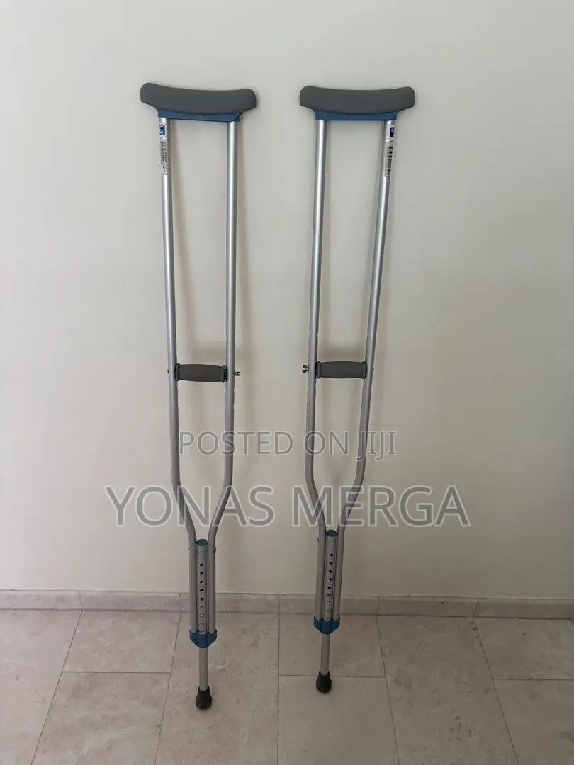 Axillary Crutches 坑ؤክራንች
Aucaliwi Ergonomic Forearm Crutches