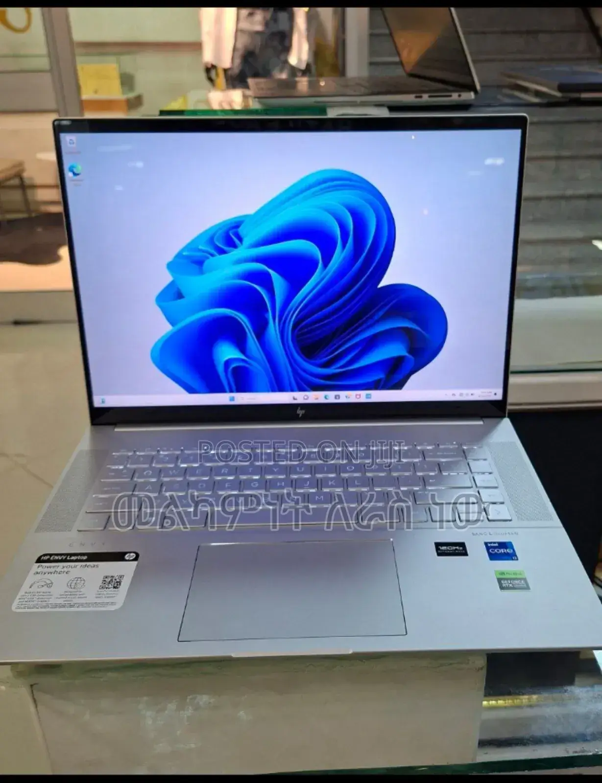 New Laptop HP Envy 16 Gaming 16-H1023dx 16GB Intel Core I7 SSD 1T