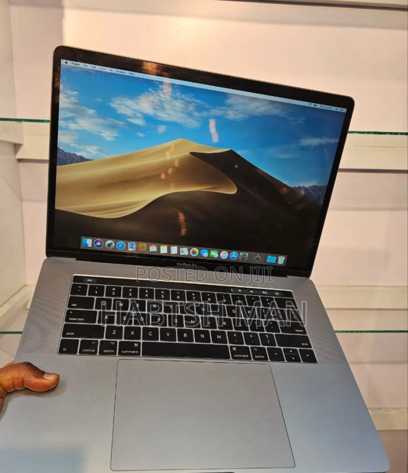 New Laptop Apple MacBook Pro 2017 16GB Intel Core I7 SSD 1T