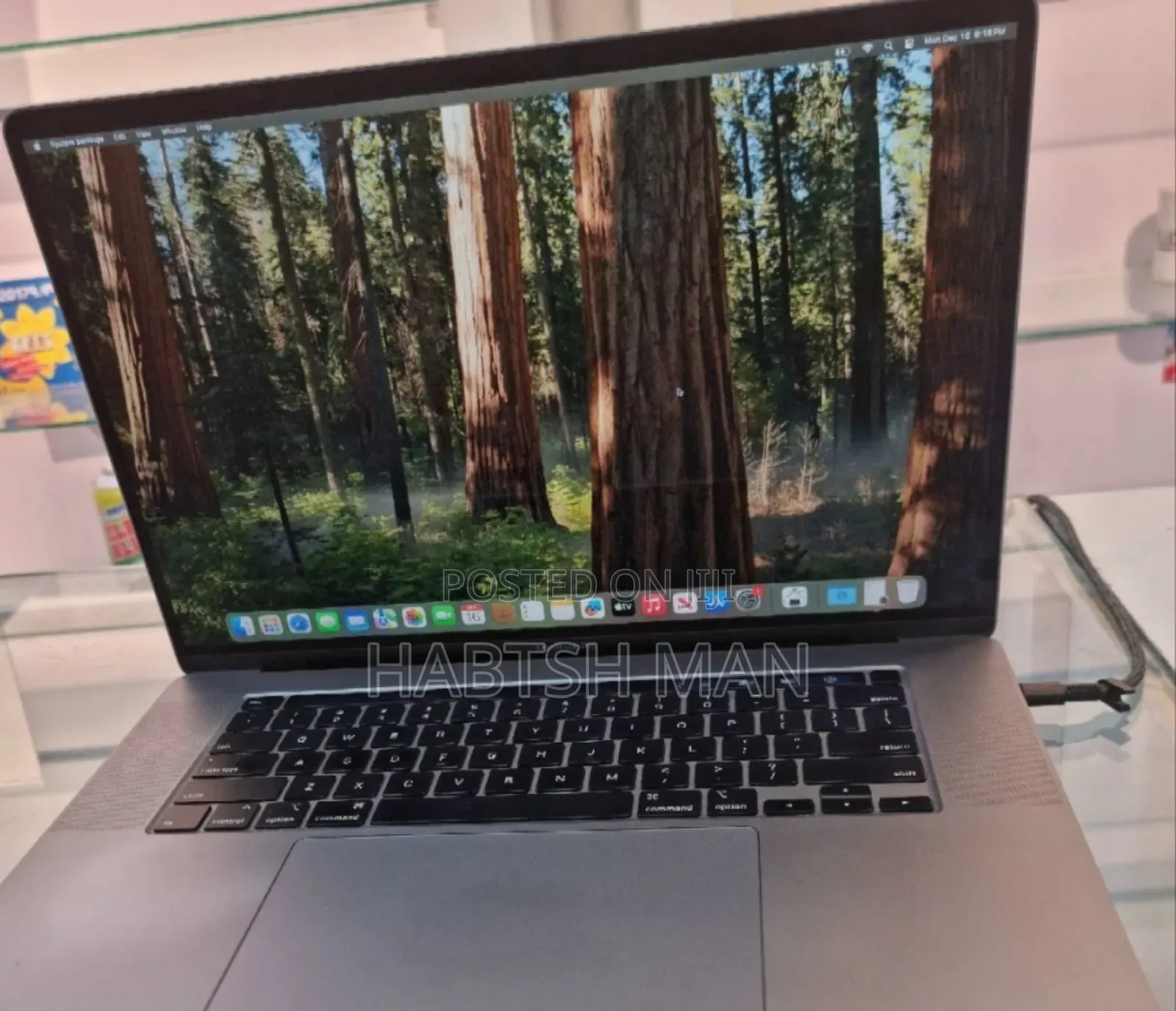 New Laptop Apple MacBook Pro 2019 32GB Intel Core I9 SSD 1T