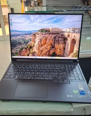 New Lenovo Legion Y7000P IRX9 Gaming Laptop 16GB Intel Core I7 SSD 1T