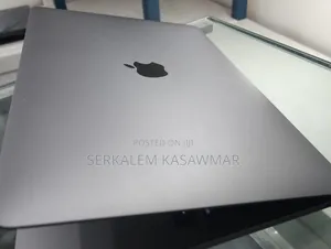 Photo - New Laptop Apple MacBook Pro 2019 8GB Intel Core I5 SSD 256GB