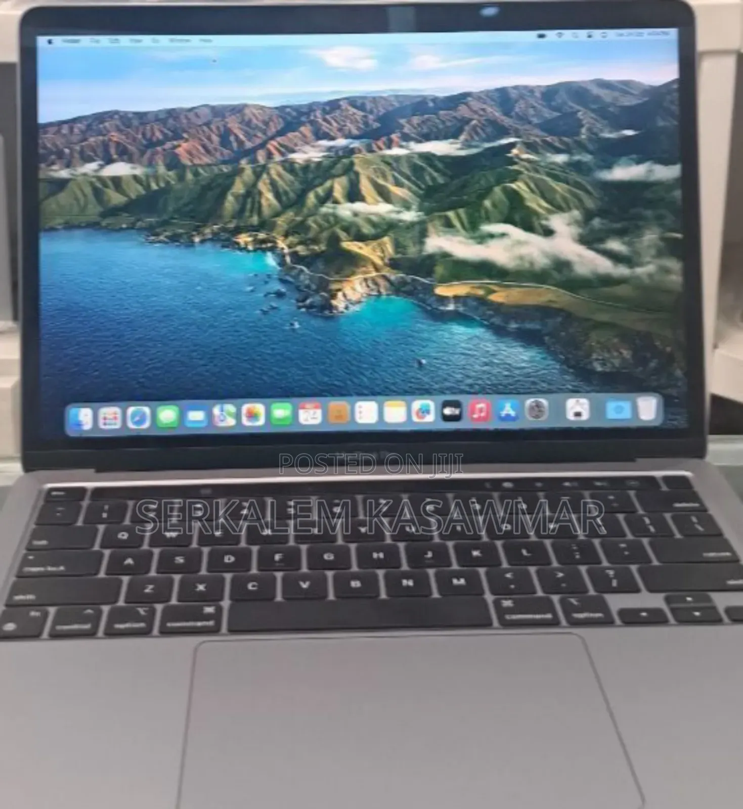 New Laptop Apple MacBook Pro 2019 8GB Intel Core I5 SSD 256GB