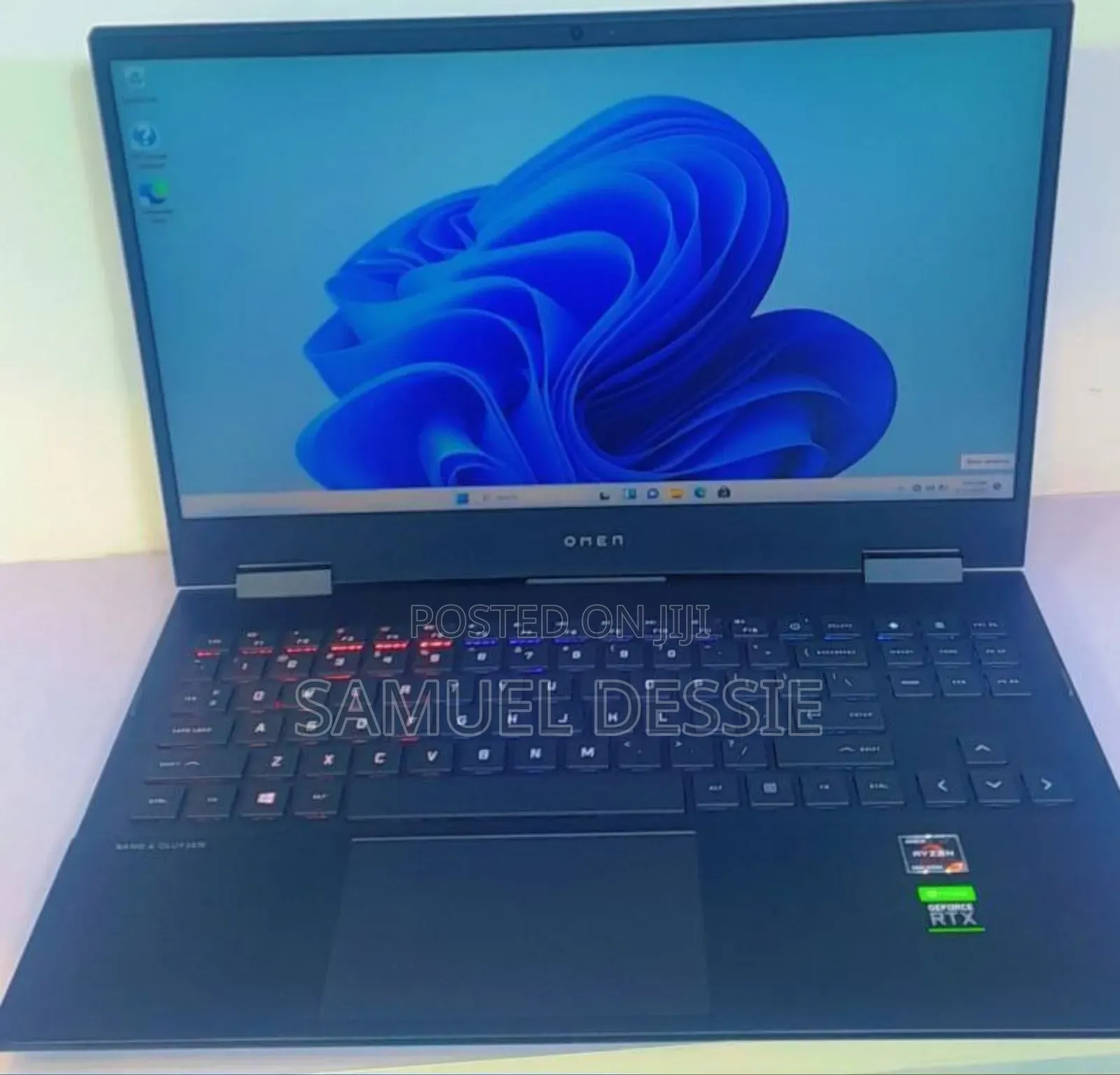 New Laptop HP Omen 15 16GB AMD Ryzen 7 SSD 512GB