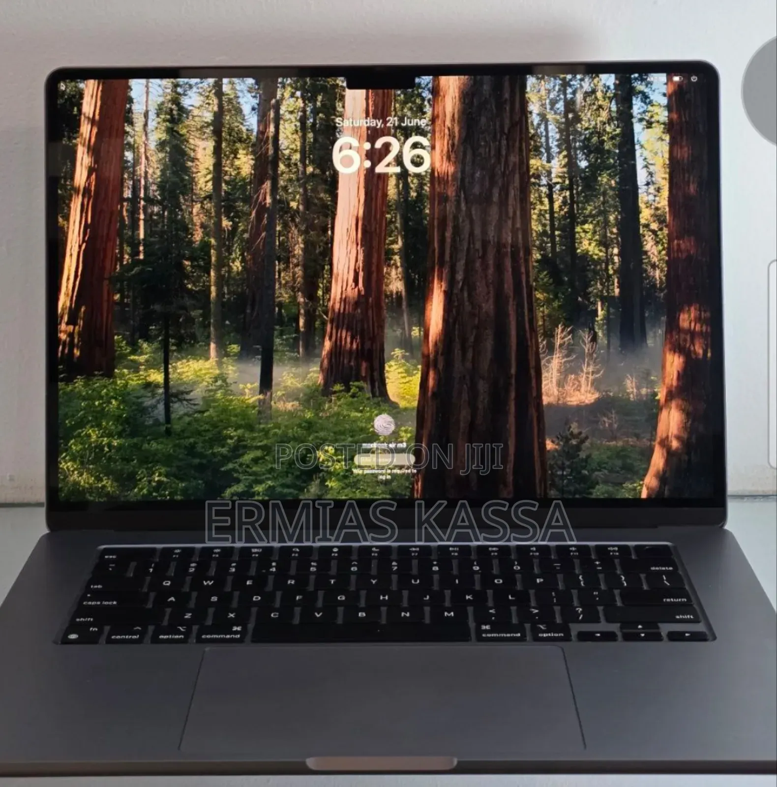 New Laptop Apple MacBook Air 2024 M3 15-Inch 8GB Apple M3 SSD 256GB