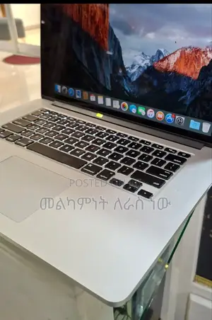 New Laptop Apple MacBook Pro 2015 16GB Intel Core I7 SSD 256GB