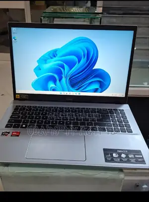 Photo - New Laptop Acer Aspire 3 16GB AMD Ryzen 7 SSD 512GB