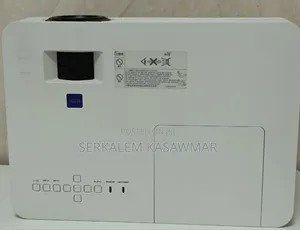 Sony VPL-Dx221 Projector 
Resolution :1024