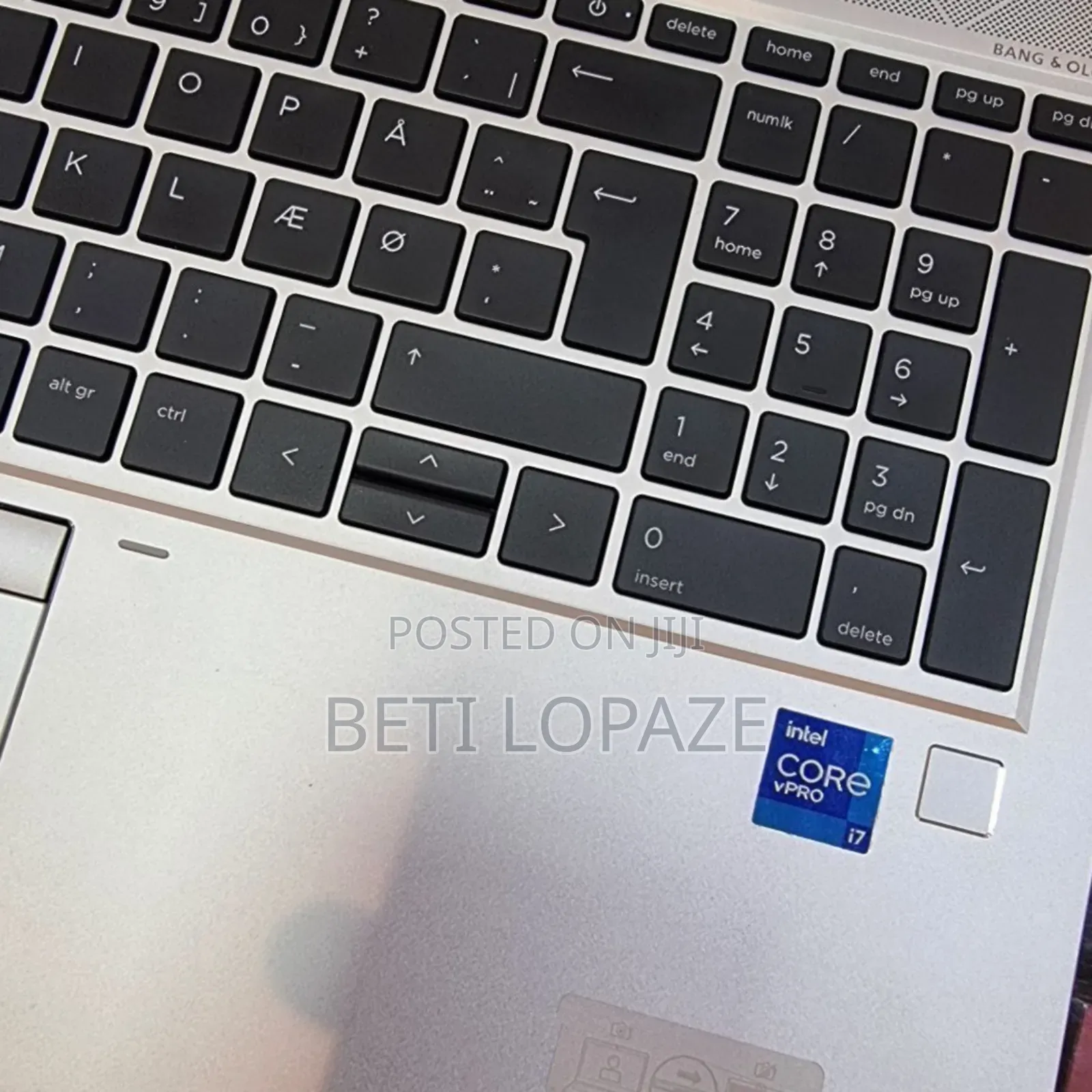 New Laptop HP EliteBook 860 G10 16GB Intel Core I7 SSD 512GB