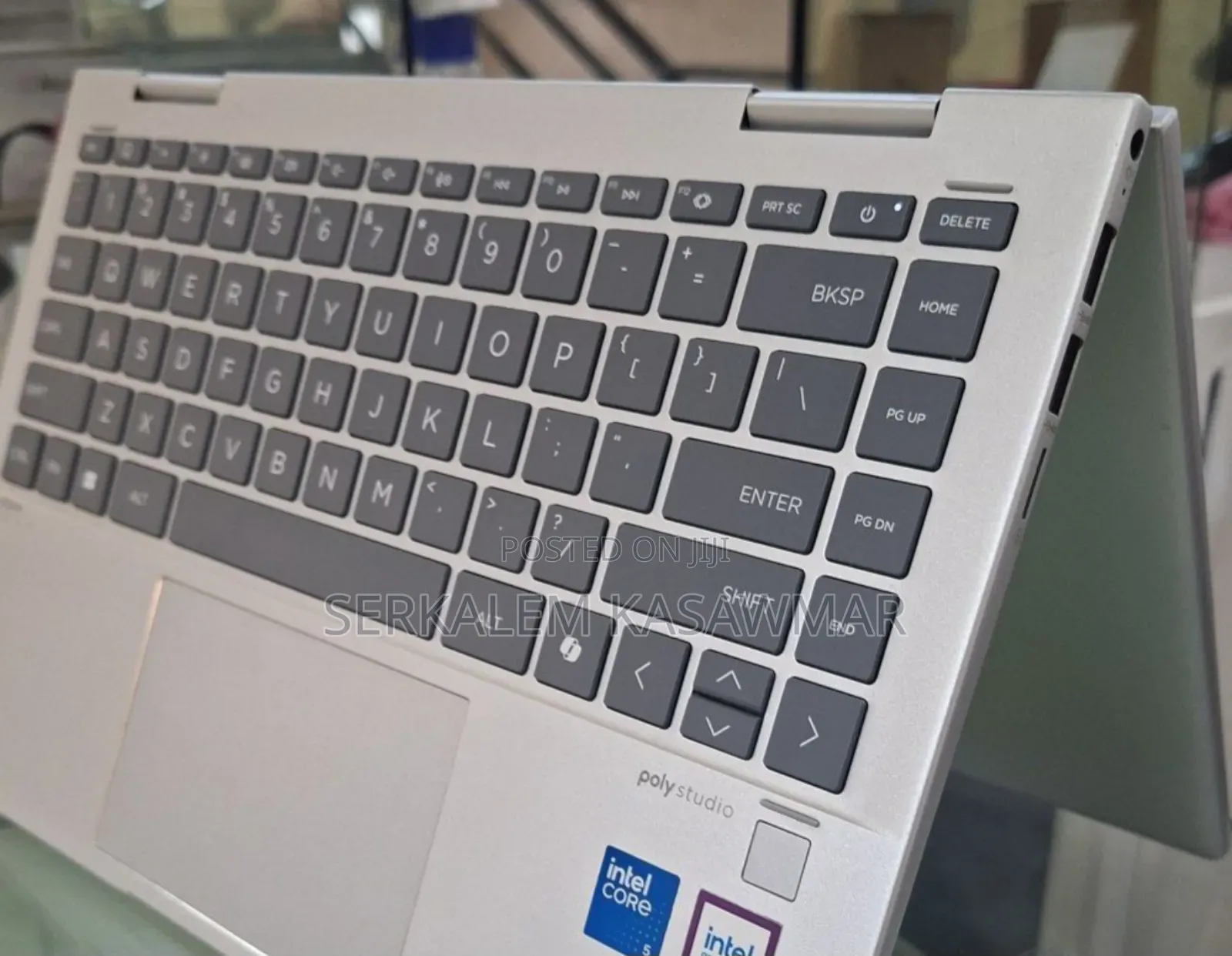 New Laptop HP Envy X360 8GB Intel Core I5 SSD 512GB