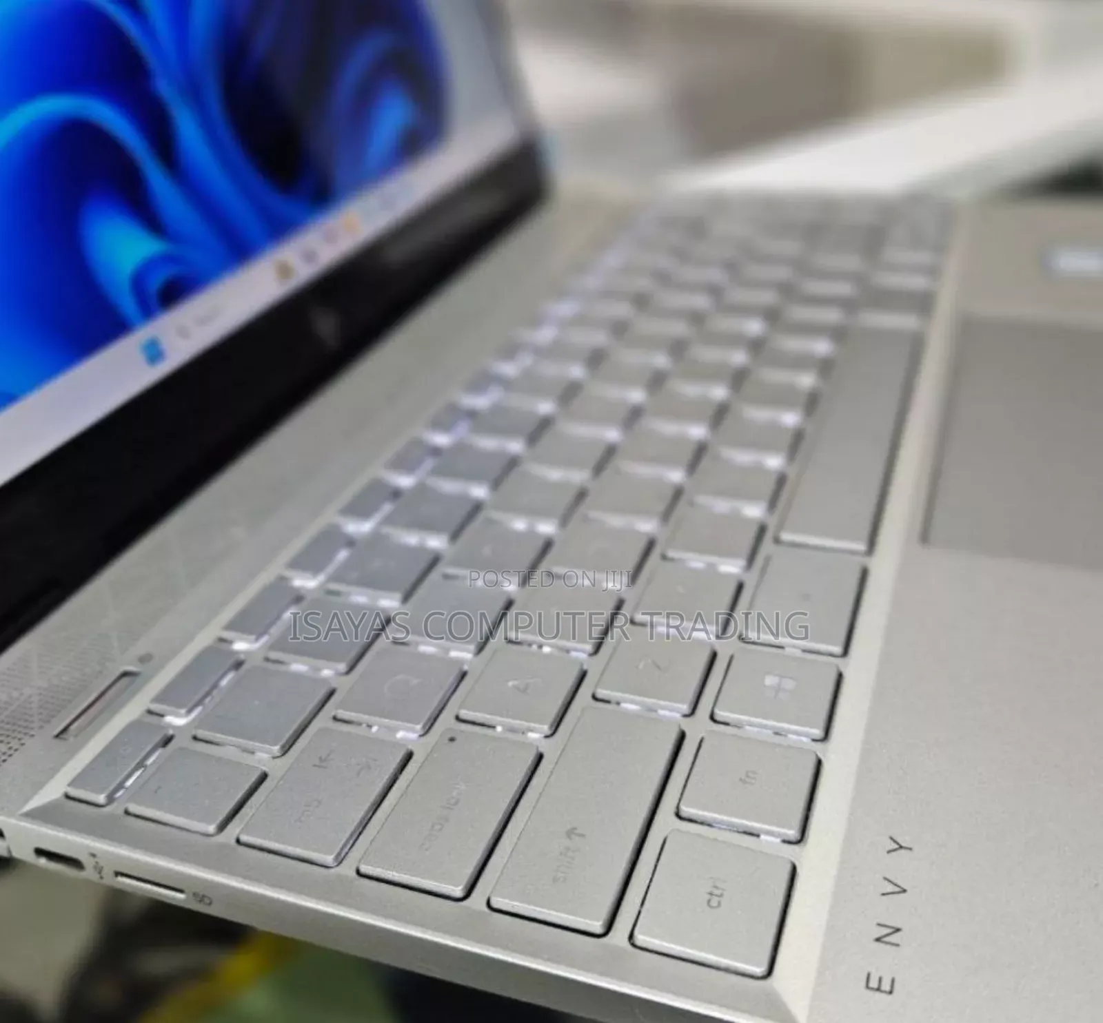 New Laptop HP Envy 13 4GB Intel Core I5 SSD 256GB