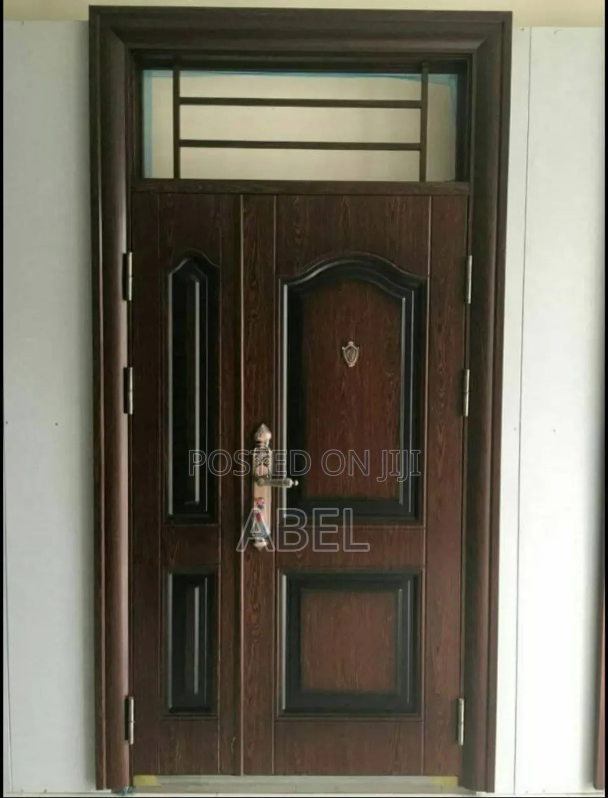 ጠንካራ በር Victor Door