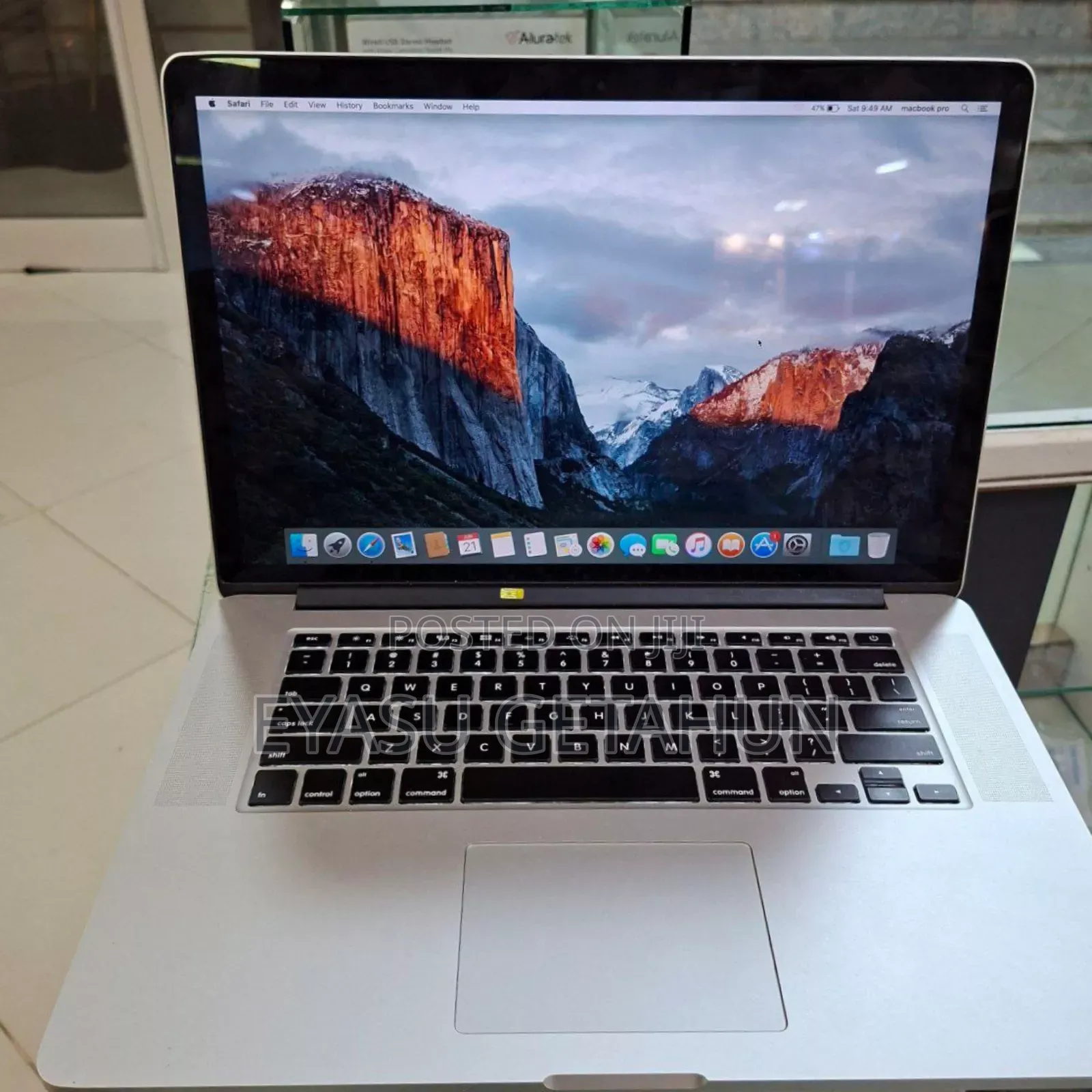 New Laptop Apple MacBook 2015 16GB Intel Core I7 SSD 256GB