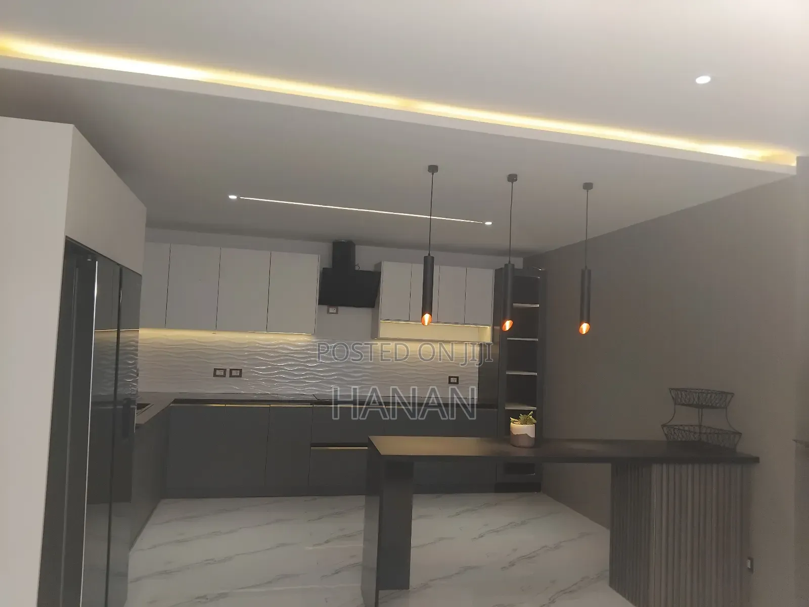 3bdrm Apartment in Shola, Yeka for sale