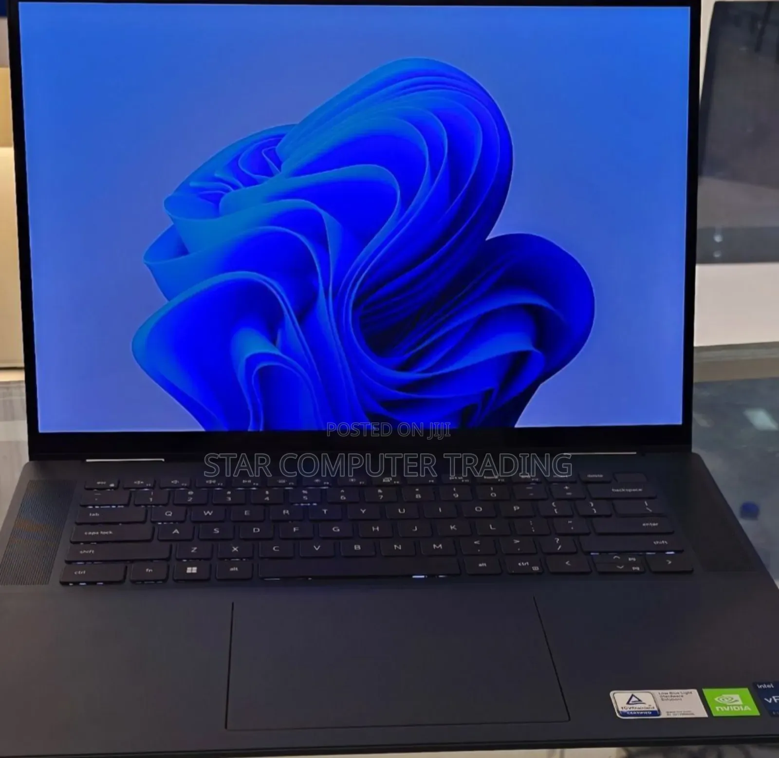 New Laptop Dell Inspiron 15 16GB Intel Core I7 SSD 1T