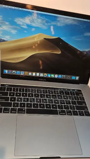 New Laptop Apple MacBook Pro 2017 16GB Intel Core I5 SSD 1T