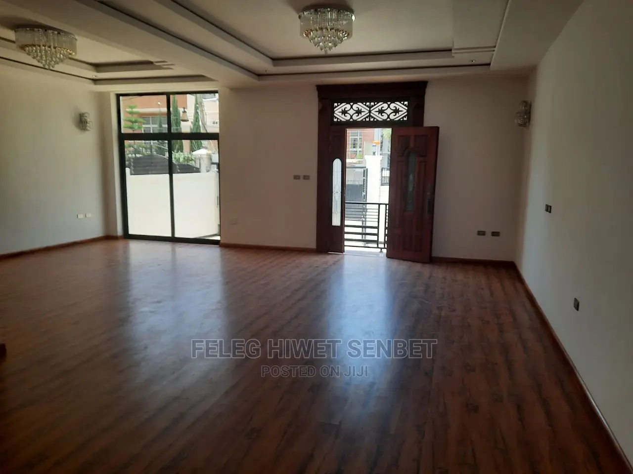 6bdrm House in አአ, Bole for Sale