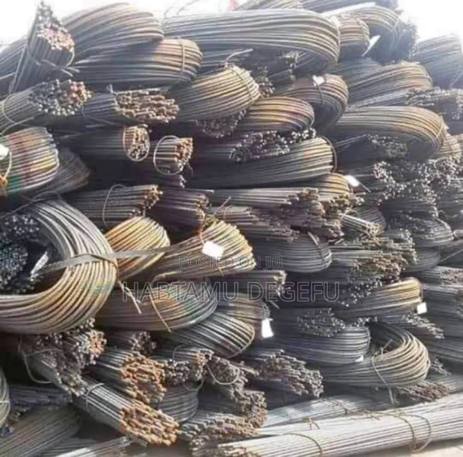 ፌሮ ብረት Metal Still