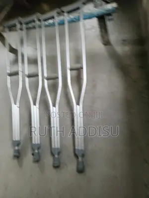 Crutches記得crutches因子crutches鬥法crutches瓶口crutches書籍crutches