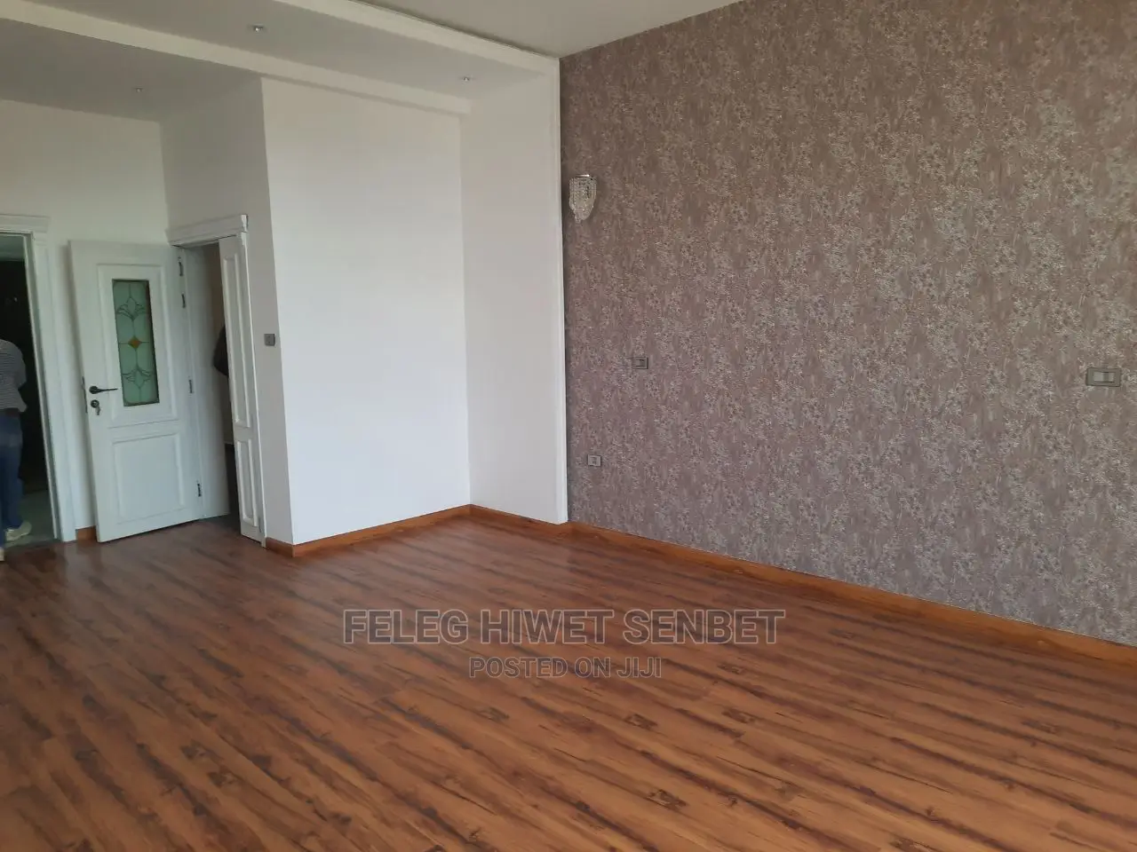 6bdrm House in አአ, Bole for Sale