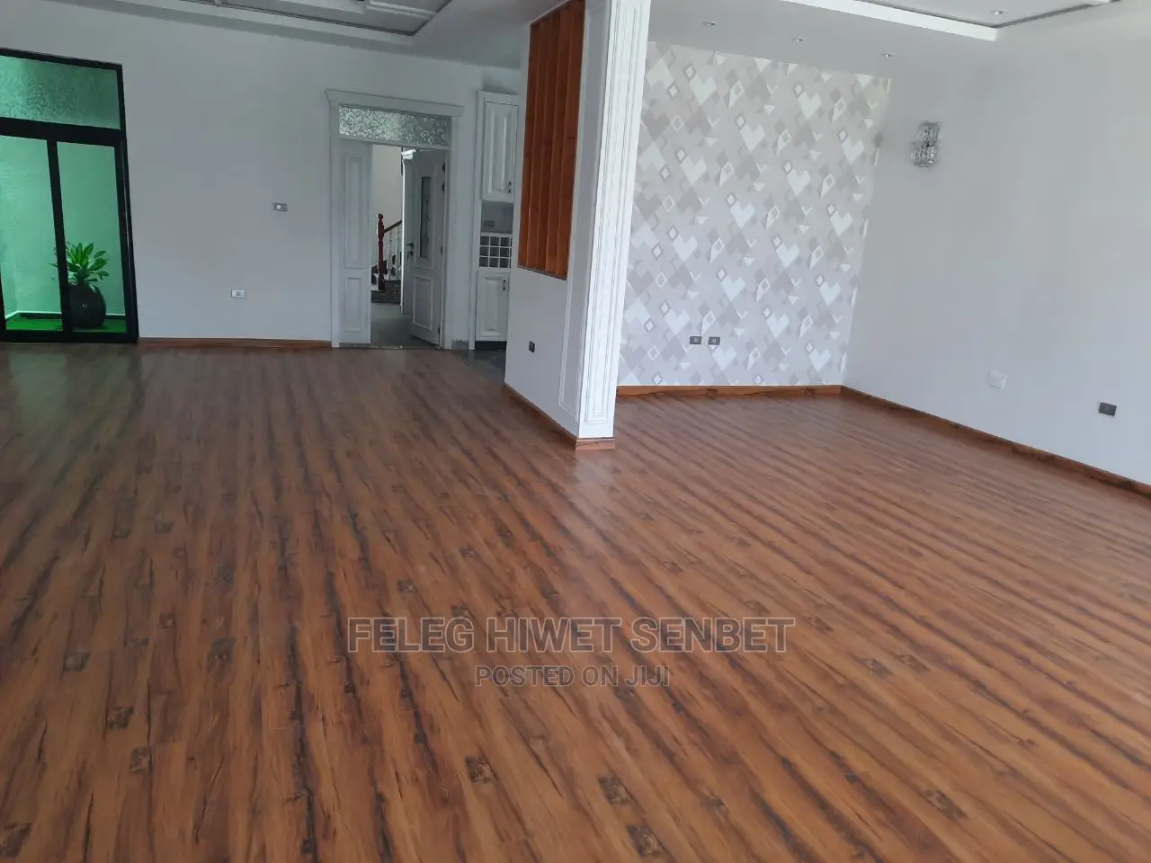 6bdrm House in አአ, Bole for Sale