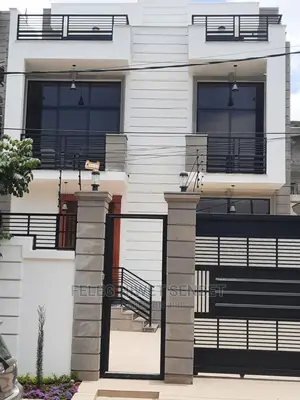 6bdrm House in አአ, Bole for Sale