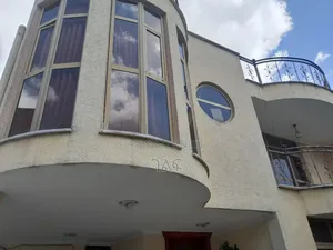 7bdrm House in የሰንሻይን ሪልስቴት Resale, Bole for sale
