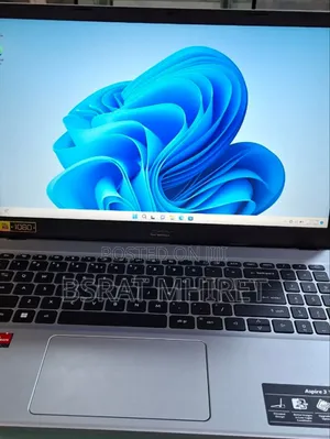 Photo - New Laptop Acer Aspire 3 16GB AMD Ryzen 7 SSD 512GB