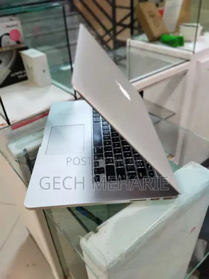 Photo - New Laptop Apple MacBook Pro 2015 16GB Intel Core I7 SSD 256GB