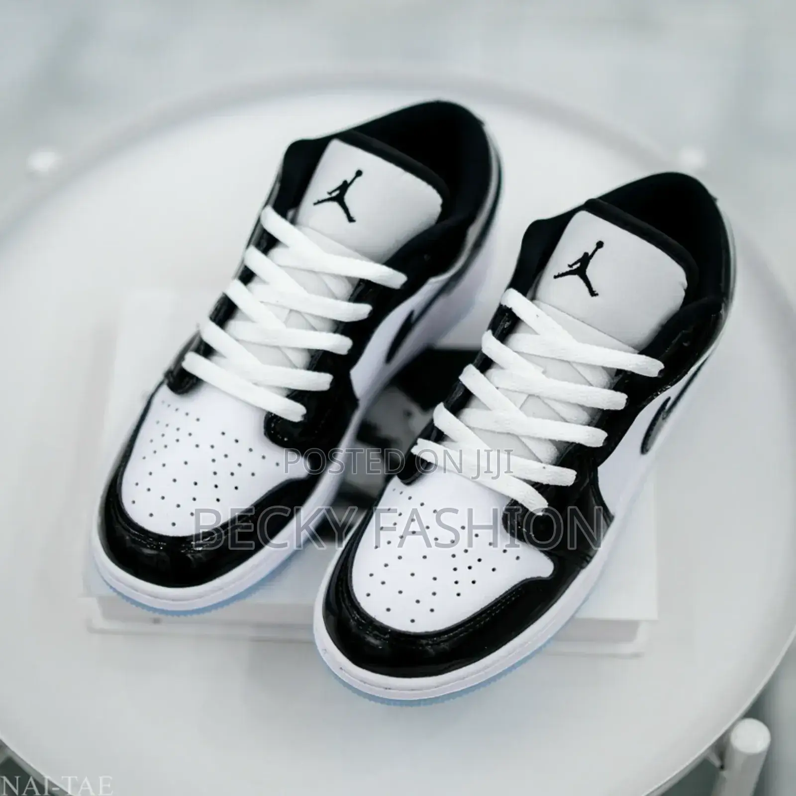 Air Jordan 1 Low Shoes