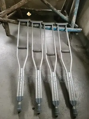 Crutches吃了crutches因此crutches並且crutches畾你crutches鬥牛crutches