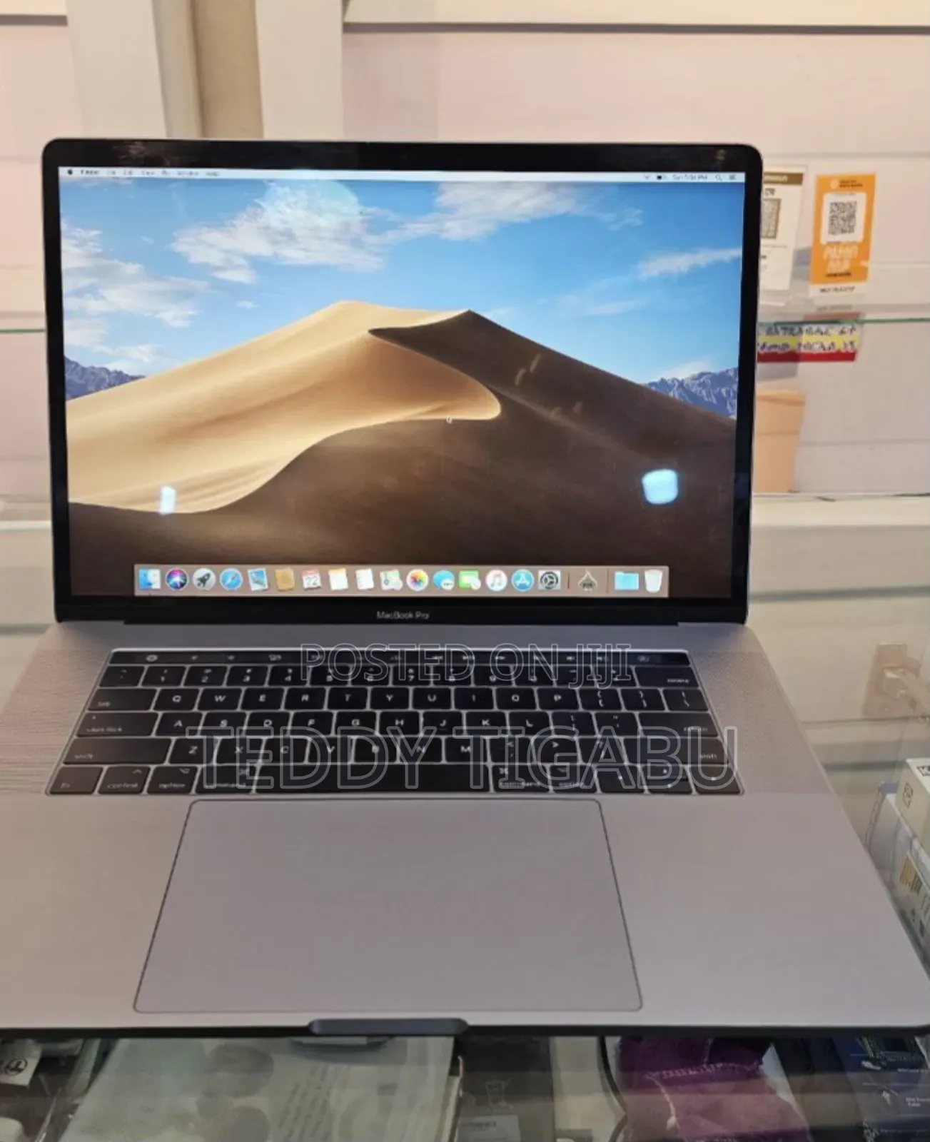 New Laptop Apple MacBook Pro 2017 16GB Intel Core I7 SSD 1T