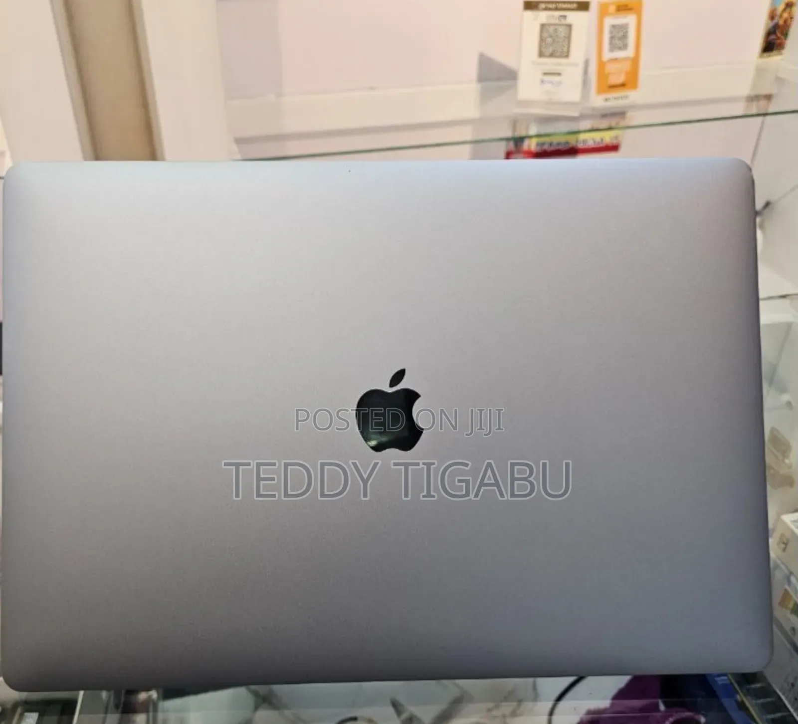New Laptop Apple MacBook Pro 2017 16GB Intel Core I7 SSD 1T