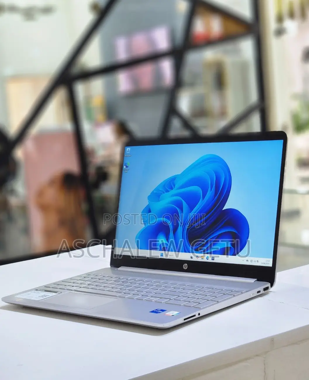 New Laptop HP Stream Notebook 16GB Intel Core I7 SSD 512GB