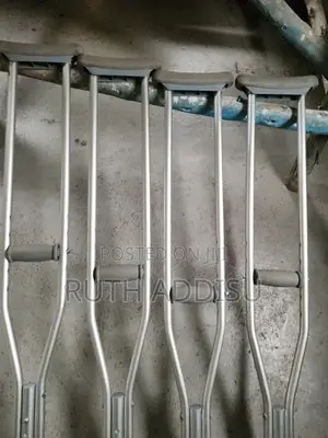 Crutches走了crutches裡頭crutches俄文axillary Crutches當時crutches