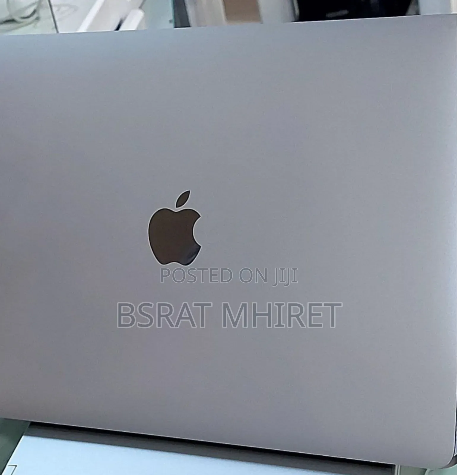 New Laptop Apple MacBook Air 2022 M2 8GB Apple M2 SSD 512GB
