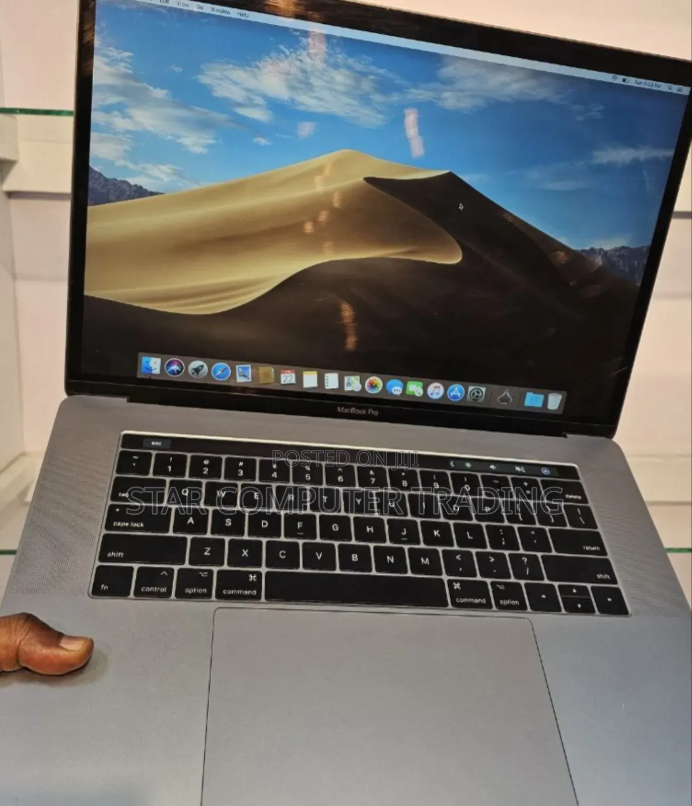 New Laptop Apple MacBook Pro 2017 16GB Intel Core I7 SSD 1T