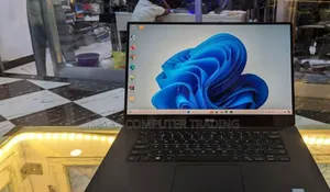 New Laptop Dell XPS 15 8GB Intel Core I5 SSD 256GB