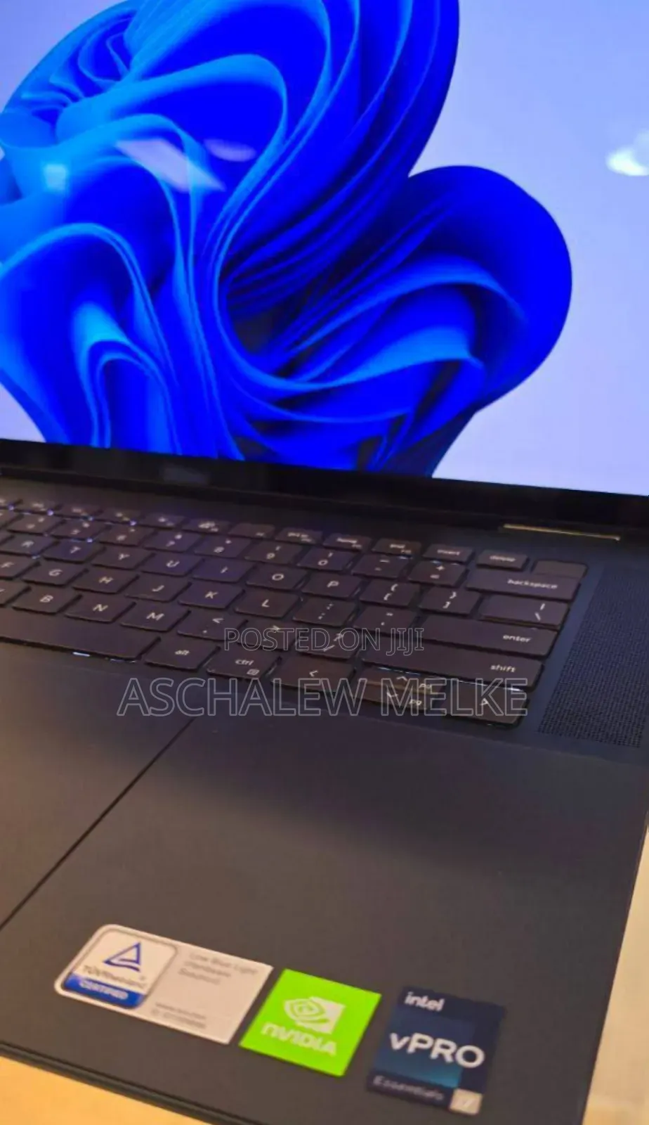 New Laptop Dell Inspiron 15 16GB Intel Core I7 SSD 1T