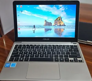 New Laptop Asus 1015E 2GB Intel Core 2 Quad SSD 32GB
