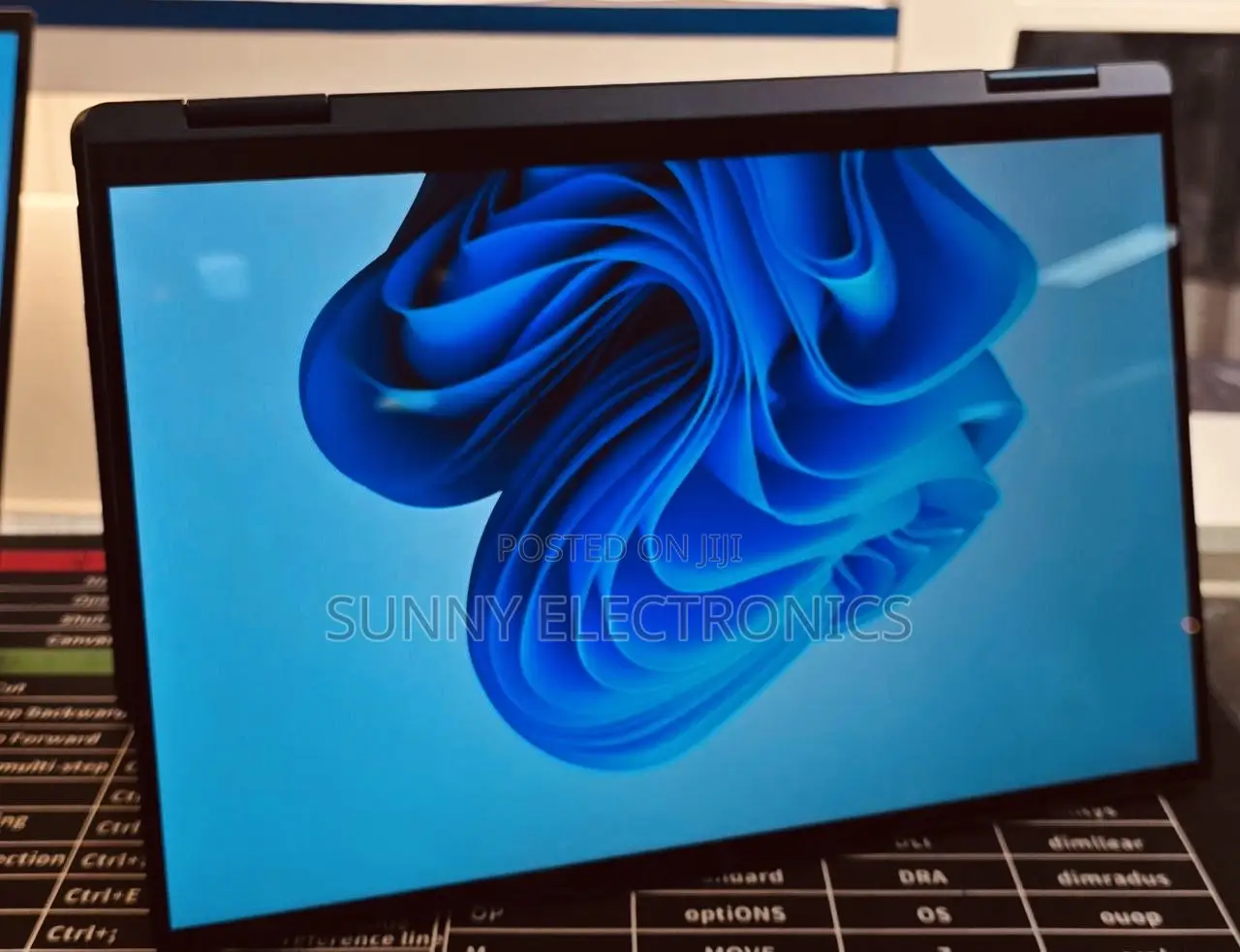 New Laptop Lenovo Yoga 2 16GB AMD Ryzen 7 SSD 512GB