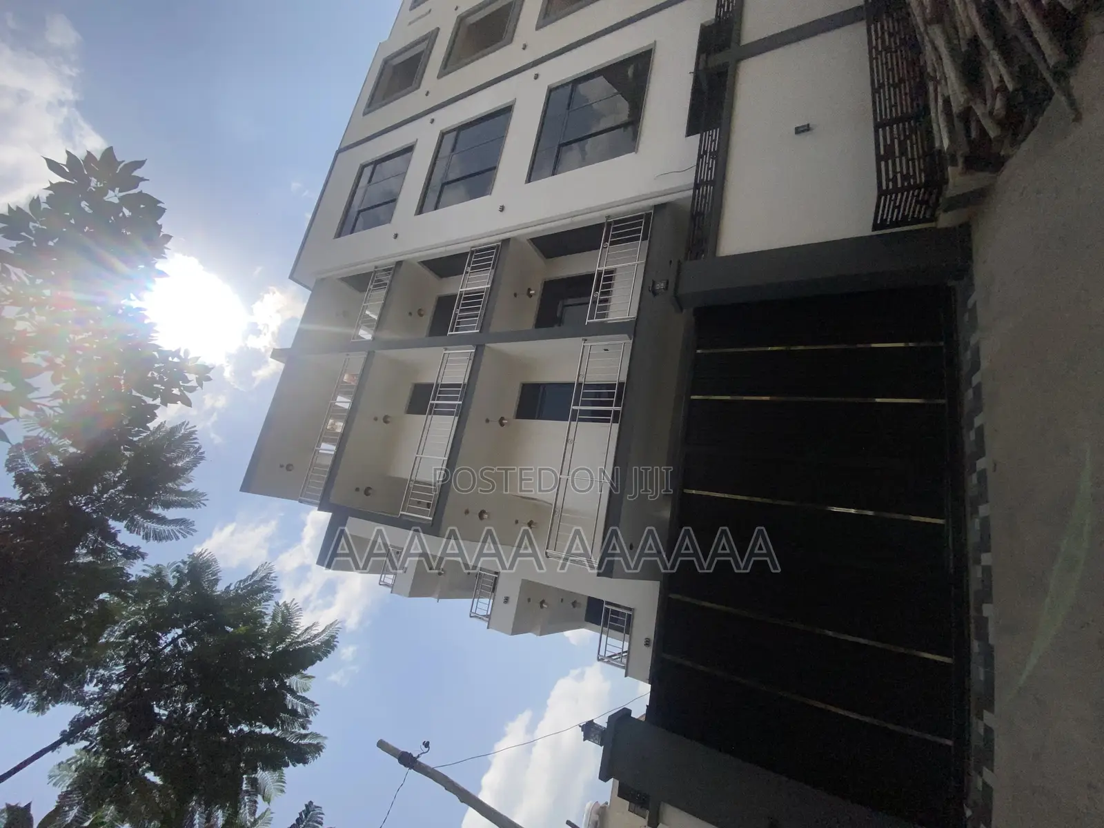 9bdrm House in Bole for sale