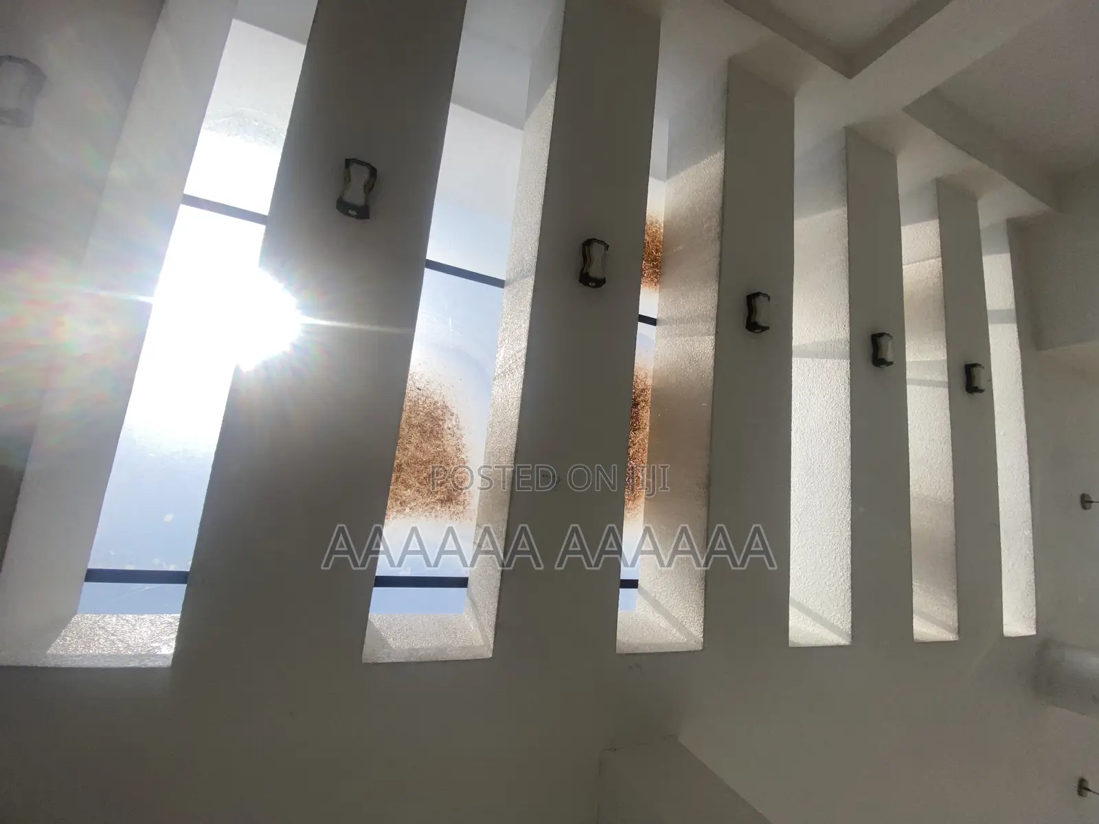 9bdrm House in Bole for sale