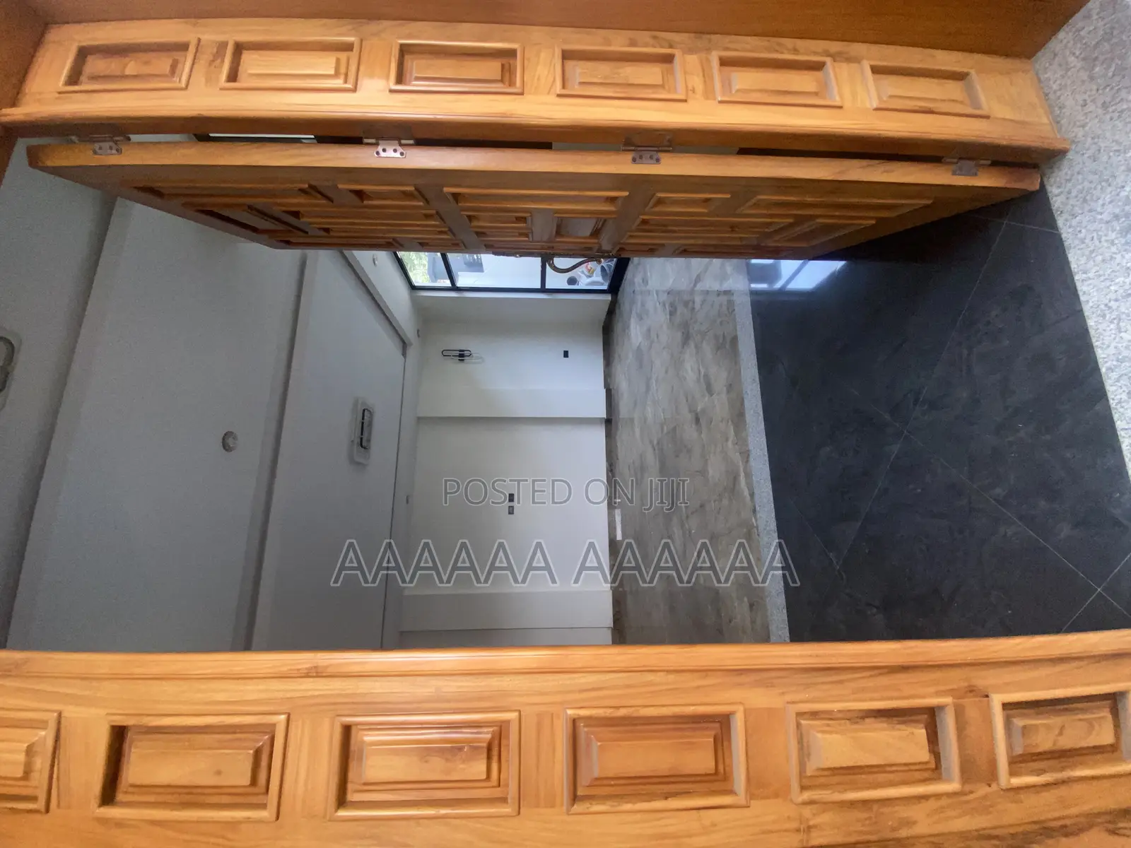 9bdrm House in Bole for sale