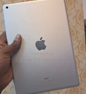 New Apple iPad 3 Wi-Fi 64 GB Silver