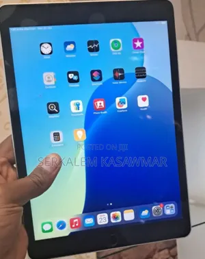 New Apple iPad 3 Wi-Fi 64 GB Silver